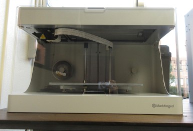 カーボンファイバー3Dプリンター